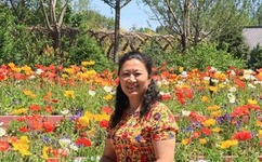 机灵姐压腿哭了